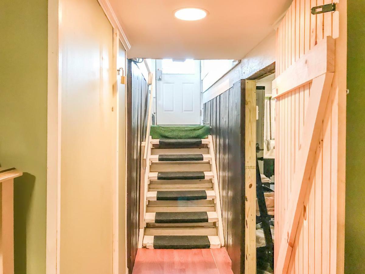 Co-Ed Dorm With Fantastic Patio! Appartement Ewing Buitenkant foto